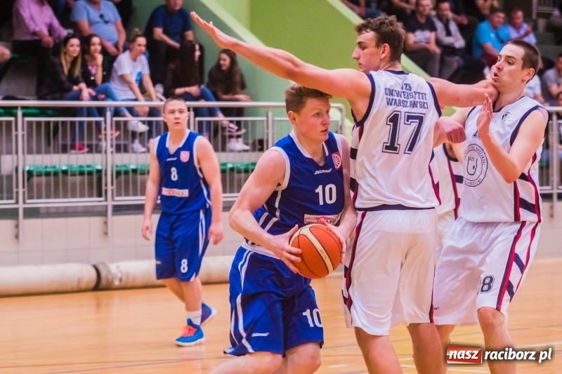 Zdjęcie w galerii na portalu naszraciborz.pl: Rzuty za trzy punkty pogrążyły Ofensywę wiadomości z regionu