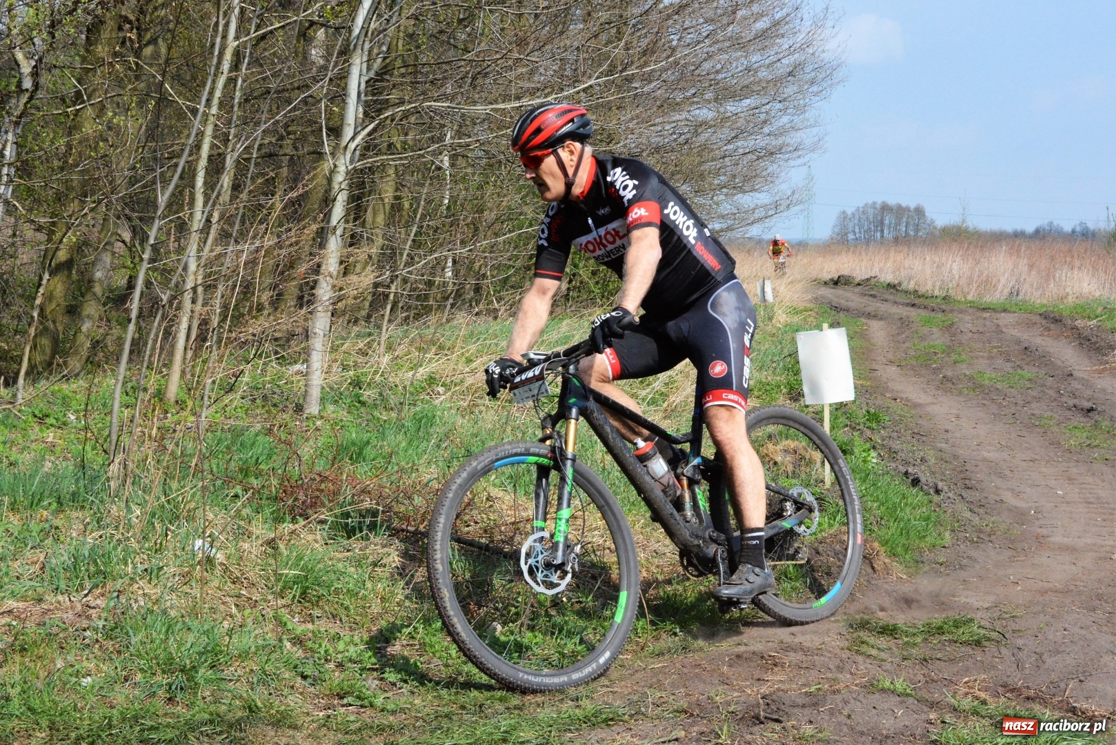 Zdjęcie w galerii na portalu naszraciborz.pl: MTB. Wojciech Muzyk pierwszy w Miękini  wiadomości z regionu
