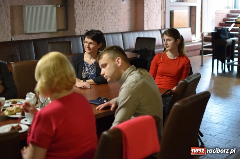 Zdjęcie w galerii na portalu naszraciborz.pl: Kolejna edycja raciborskich śniadań biznesowych wiadomości z regionu