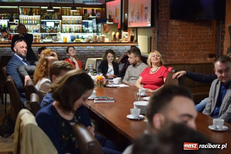 Zdjęcie w galerii na portalu naszraciborz.pl: Kolejna edycja raciborskich śniadań biznesowych wiadomości z regionu