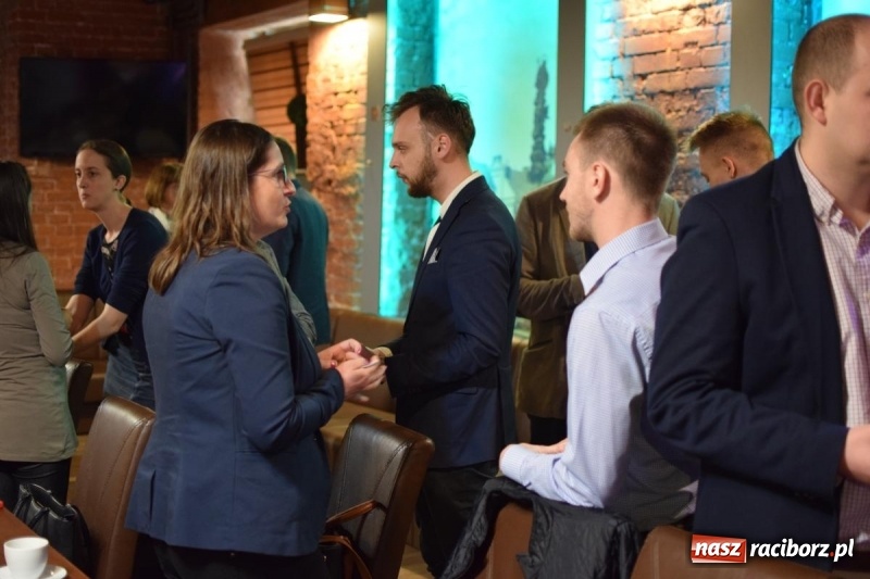 Zdjęcie w galerii na portalu naszraciborz.pl: Kolejna edycja raciborskich śniadań biznesowych wiadomości z regionu
