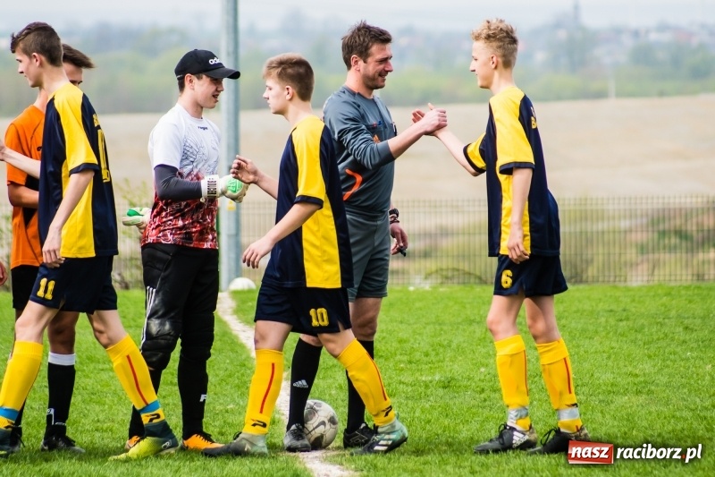 Zdjęcie w galerii na portalu naszraciborz.pl: Juniorzy Syryni bezlitośni dla Brzezia wiadomości z regionu