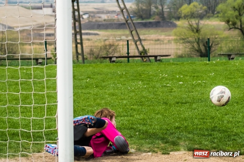 Zdjęcie w galerii na portalu naszraciborz.pl: Juniorzy Syryni bezlitośni dla Brzezia wiadomości z regionu