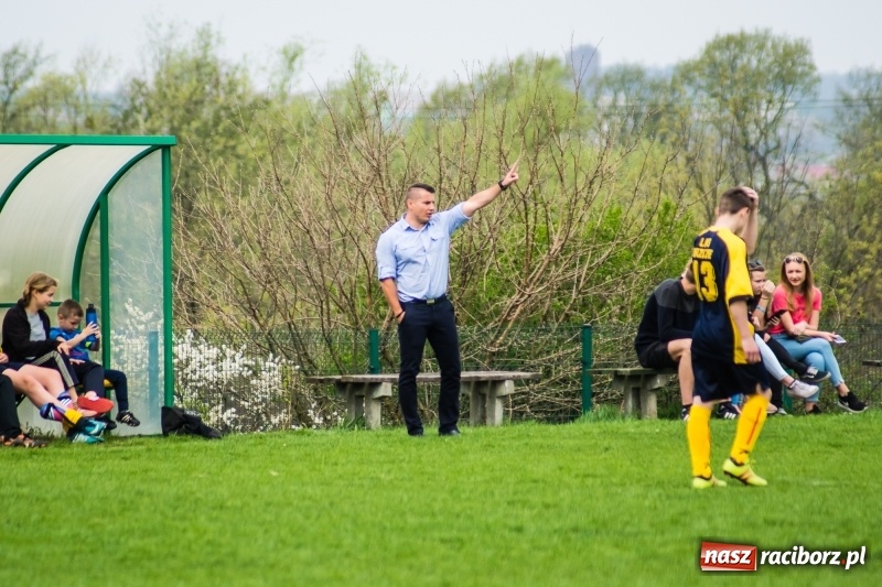 Zdjęcie w galerii na portalu naszraciborz.pl: Juniorzy Syryni bezlitośni dla Brzezia wiadomości z regionu