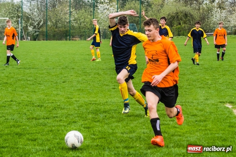 Zdjęcie w galerii na portalu naszraciborz.pl: Juniorzy Syryni bezlitośni dla Brzezia wiadomości z regionu