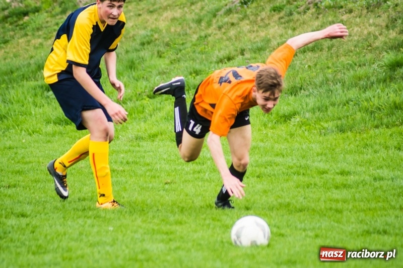 Zdjęcie w galerii na portalu naszraciborz.pl: Juniorzy Syryni bezlitośni dla Brzezia wiadomości z regionu