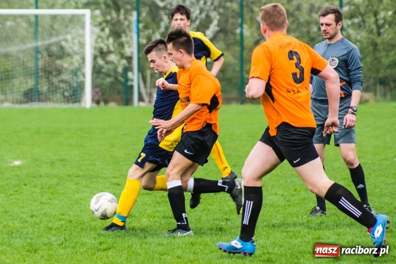 Zdjęcie w galerii na portalu naszraciborz.pl: Juniorzy Syryni bezlitośni dla Brzezia wiadomości z regionu