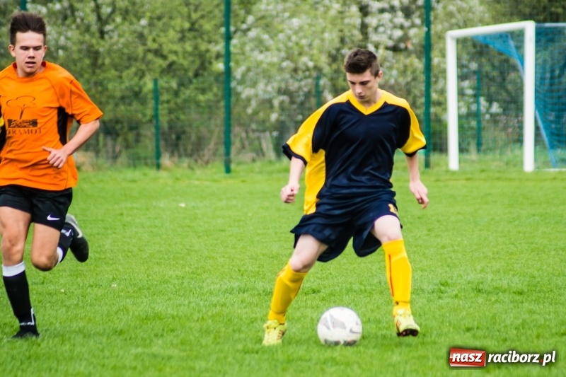 Zdjęcie w galerii na portalu naszraciborz.pl: Juniorzy Syryni bezlitośni dla Brzezia wiadomości z regionu