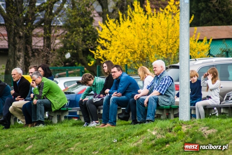 Zdjęcie w galerii na portalu naszraciborz.pl: Juniorzy Syryni bezlitośni dla Brzezia wiadomości z regionu