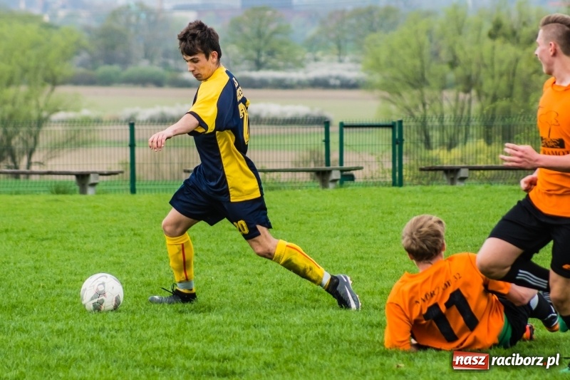 Zdjęcie w galerii na portalu naszraciborz.pl: Juniorzy Syryni bezlitośni dla Brzezia wiadomości z regionu