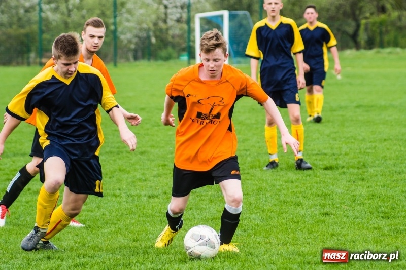 Zdjęcie w galerii na portalu naszraciborz.pl: Juniorzy Syryni bezlitośni dla Brzezia wiadomości z regionu