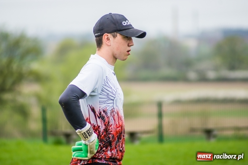 Zdjęcie w galerii na portalu naszraciborz.pl: Juniorzy Syryni bezlitośni dla Brzezia wiadomości z regionu