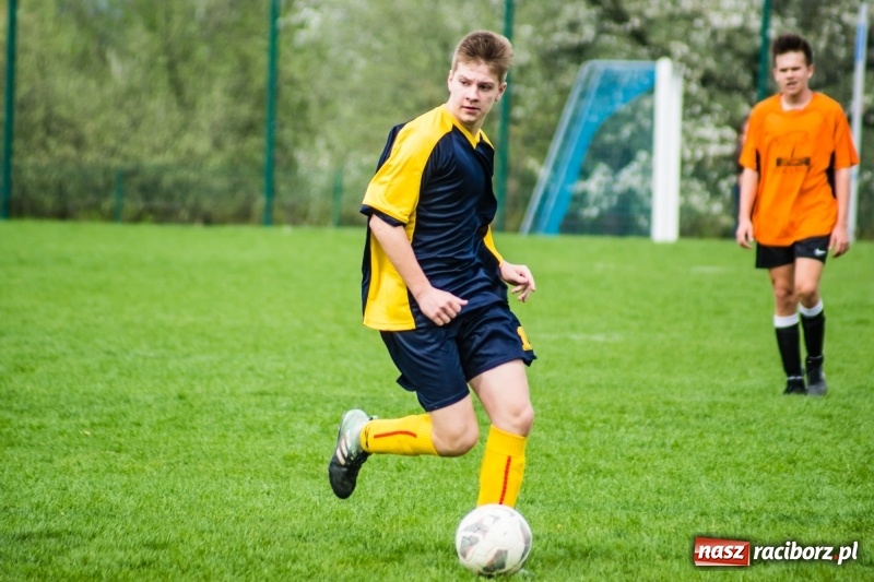 Zdjęcie w galerii na portalu naszraciborz.pl: Juniorzy Syryni bezlitośni dla Brzezia wiadomości z regionu