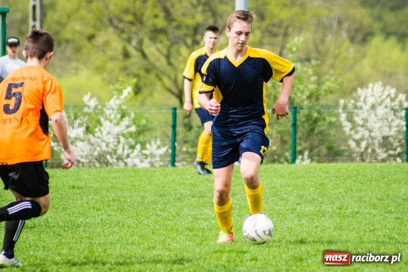 Zdjęcie w galerii na portalu naszraciborz.pl: Juniorzy Syryni bezlitośni dla Brzezia wiadomości z regionu