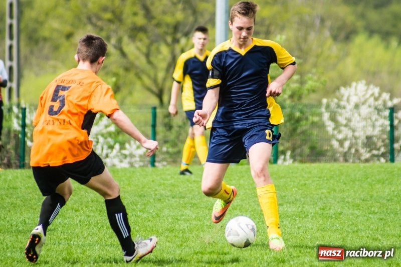 Zdjęcie w galerii na portalu naszraciborz.pl: Juniorzy Syryni bezlitośni dla Brzezia wiadomości z regionu