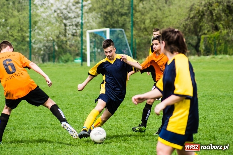 Zdjęcie w galerii na portalu naszraciborz.pl: Juniorzy Syryni bezlitośni dla Brzezia wiadomości z regionu