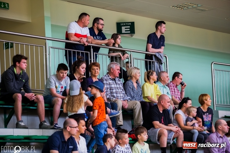 Zdjęcie w galerii na portalu naszraciborz.pl: Ofensywa dzielnie walczyła, ale Włocławka nie zwyciężyła wiadomości z regionu