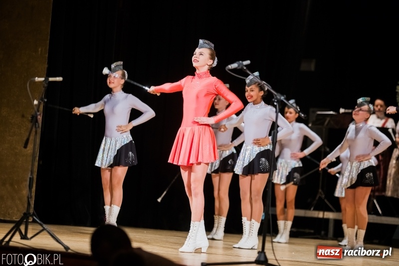 Zdjęcie w galerii na portalu naszraciborz.pl: Koncert charytatywny Źródła na rzecz Filipka wiadomości z regionu