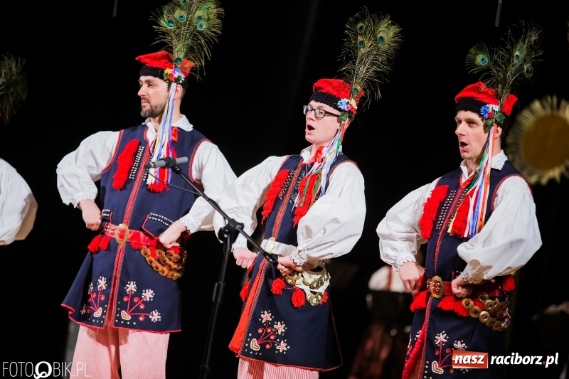 Zdjęcie w galerii na portalu naszraciborz.pl: Koncert charytatywny Źródła na rzecz Filipka wiadomości z regionu