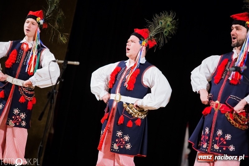 Zdjęcie w galerii na portalu naszraciborz.pl: Koncert charytatywny Źródła na rzecz Filipka wiadomości z regionu