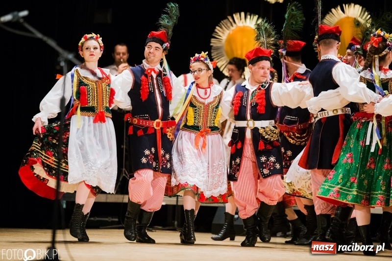 Zdjęcie w galerii na portalu naszraciborz.pl: Koncert charytatywny Źródła na rzecz Filipka wiadomości z regionu