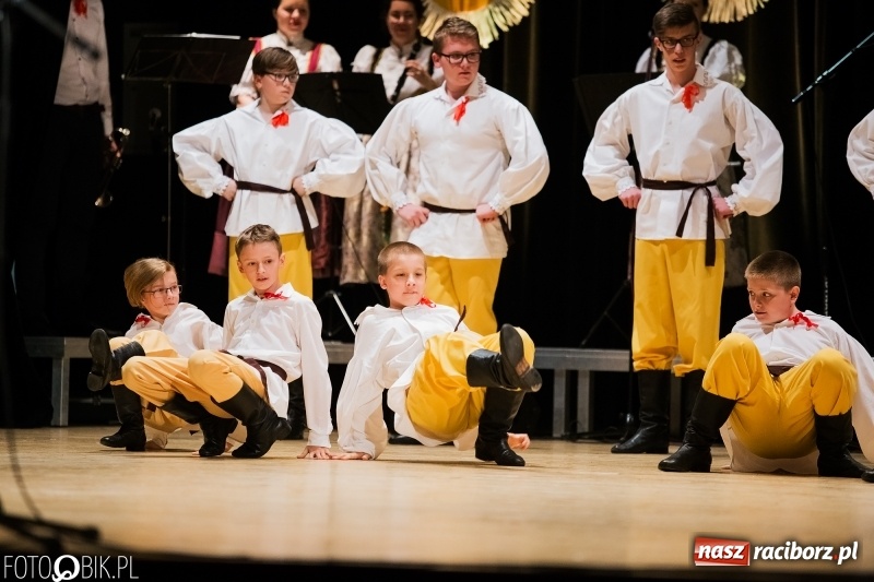 Zdjęcie w galerii na portalu naszraciborz.pl: Koncert charytatywny Źródła na rzecz Filipka wiadomości z regionu