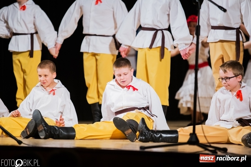 Zdjęcie w galerii na portalu naszraciborz.pl: Koncert charytatywny Źródła na rzecz Filipka wiadomości z regionu