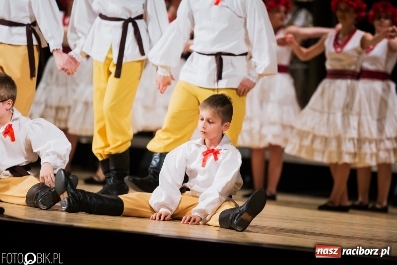 Zdjęcie w galerii na portalu naszraciborz.pl: Koncert charytatywny Źródła na rzecz Filipka wiadomości z regionu