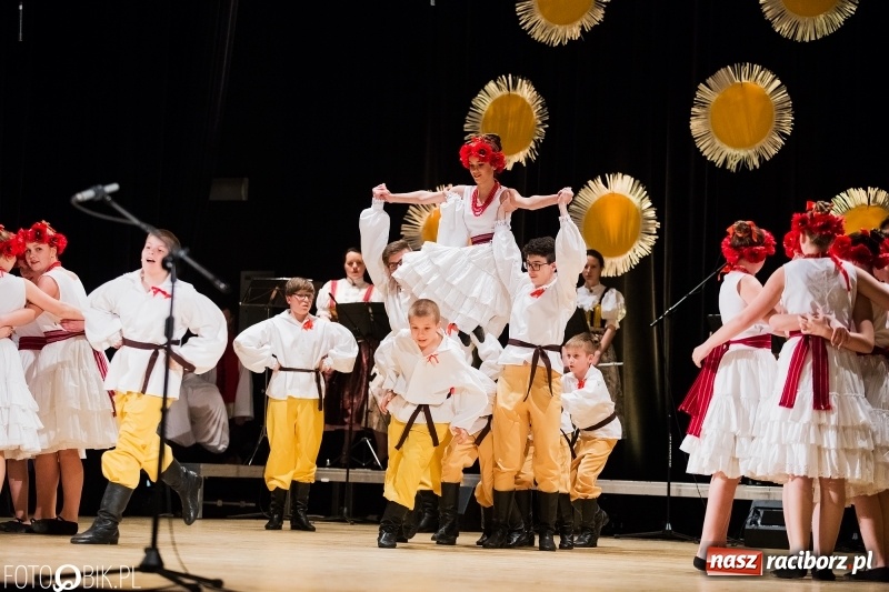 Zdjęcie w galerii na portalu naszraciborz.pl: Koncert charytatywny Źródła na rzecz Filipka wiadomości z regionu