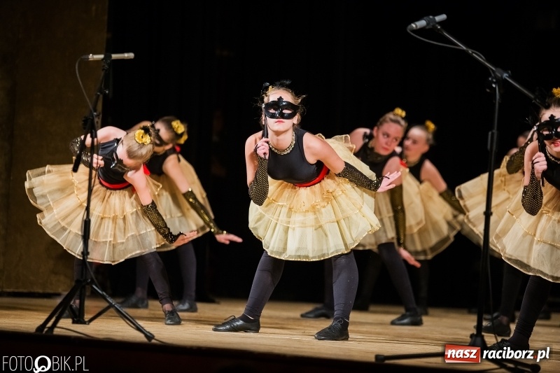 Zdjęcie w galerii na portalu naszraciborz.pl: Koncert charytatywny Źródła na rzecz Filipka wiadomości z regionu