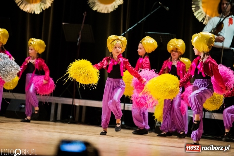 Zdjęcie w galerii na portalu naszraciborz.pl: Koncert charytatywny Źródła na rzecz Filipka wiadomości z regionu