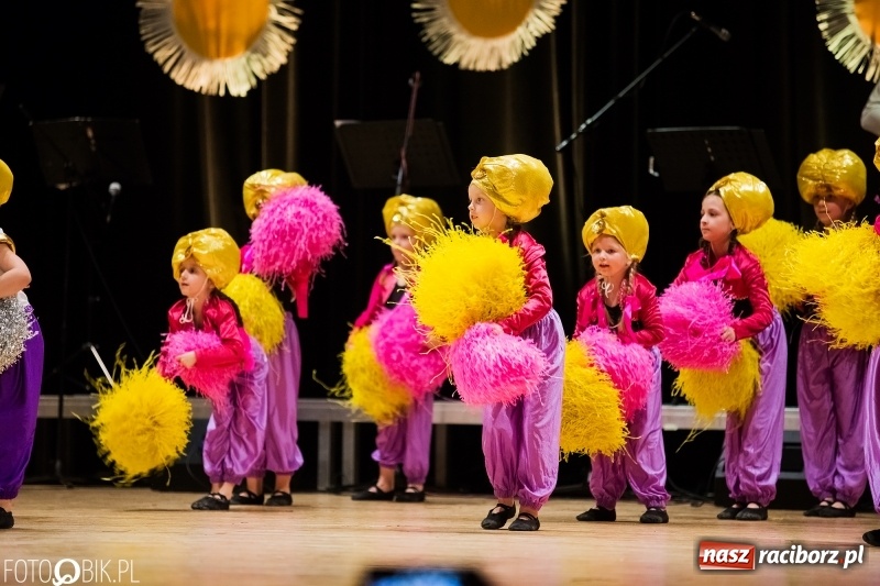 Zdjęcie w galerii na portalu naszraciborz.pl: Koncert charytatywny Źródła na rzecz Filipka wiadomości z regionu