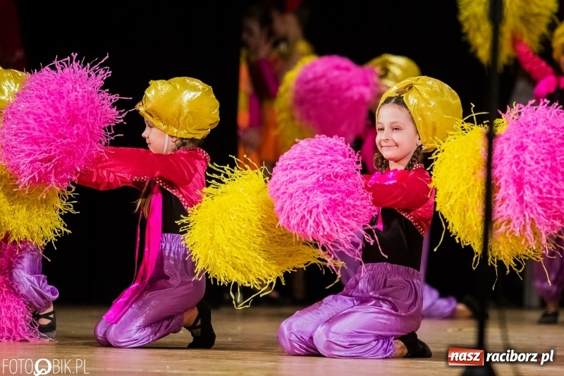 Zdjęcie w galerii na portalu naszraciborz.pl: Koncert charytatywny Źródła na rzecz Filipka wiadomości z regionu