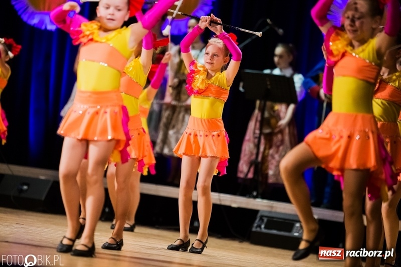 Zdjęcie w galerii na portalu naszraciborz.pl: Koncert charytatywny Źródła na rzecz Filipka wiadomości z regionu