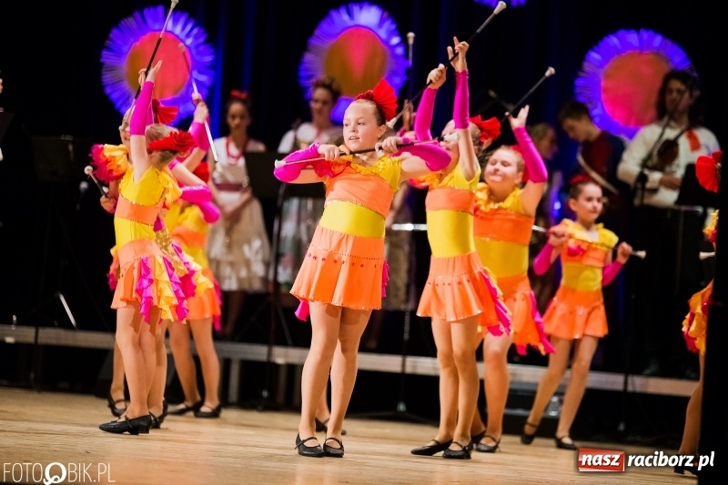 Zdjęcie w galerii na portalu naszraciborz.pl: Koncert charytatywny Źródła na rzecz Filipka wiadomości z regionu