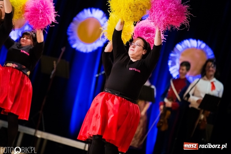 Zdjęcie w galerii na portalu naszraciborz.pl: Koncert charytatywny Źródła na rzecz Filipka wiadomości z regionu