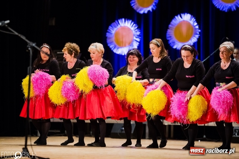 Zdjęcie w galerii na portalu naszraciborz.pl: Koncert charytatywny Źródła na rzecz Filipka wiadomości z regionu