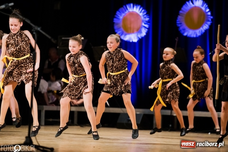 Zdjęcie w galerii na portalu naszraciborz.pl: Koncert charytatywny Źródła na rzecz Filipka wiadomości z regionu