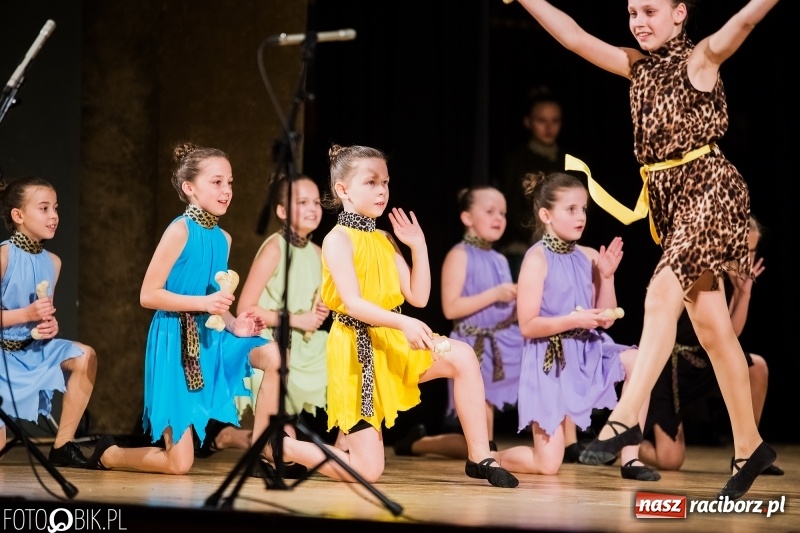 Zdjęcie w galerii na portalu naszraciborz.pl: Koncert charytatywny Źródła na rzecz Filipka wiadomości z regionu