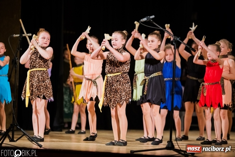 Zdjęcie w galerii na portalu naszraciborz.pl: Koncert charytatywny Źródła na rzecz Filipka wiadomości z regionu