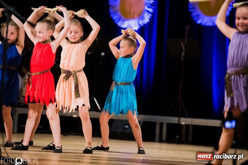 Zdjęcie w galerii na portalu naszraciborz.pl: Koncert charytatywny Źródła na rzecz Filipka wiadomości z regionu