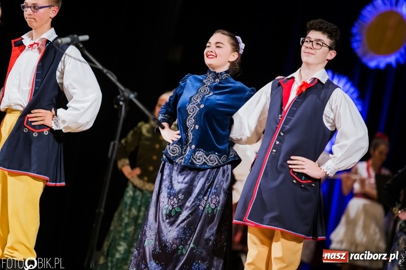 Zdjęcie w galerii na portalu naszraciborz.pl: Koncert charytatywny Źródła na rzecz Filipka wiadomości z regionu