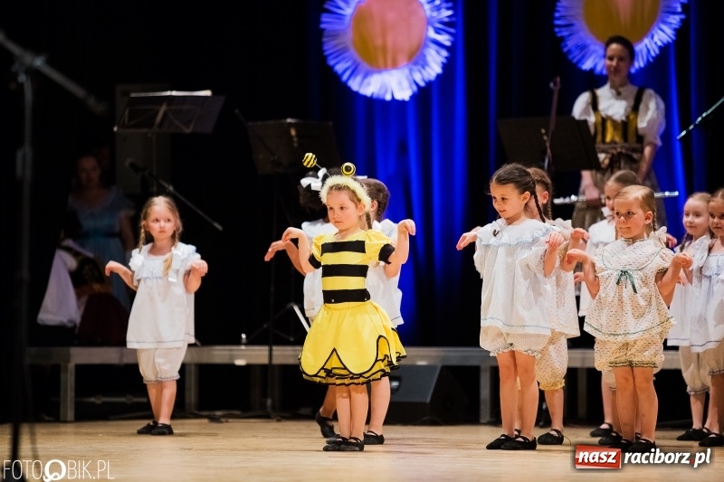 Zdjęcie w galerii na portalu naszraciborz.pl: Koncert charytatywny Źródła na rzecz Filipka wiadomości z regionu