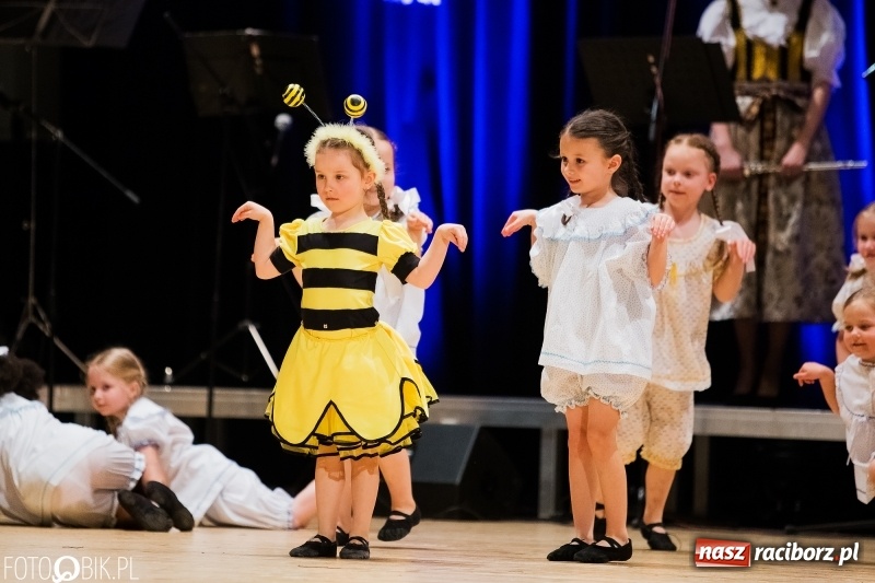 Zdjęcie w galerii na portalu naszraciborz.pl: Koncert charytatywny Źródła na rzecz Filipka wiadomości z regionu