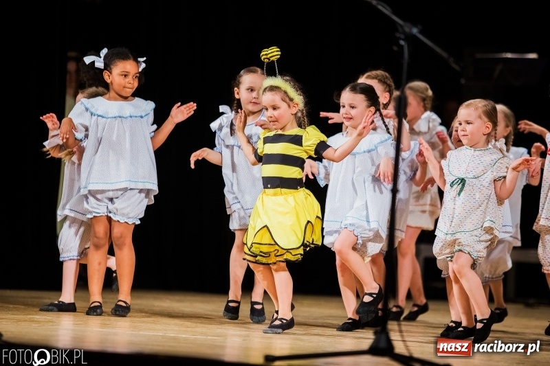 Zdjęcie w galerii na portalu naszraciborz.pl: Koncert charytatywny Źródła na rzecz Filipka wiadomości z regionu