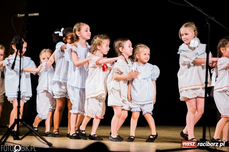 Zdjęcie w galerii na portalu naszraciborz.pl: Koncert charytatywny Źródła na rzecz Filipka wiadomości z regionu