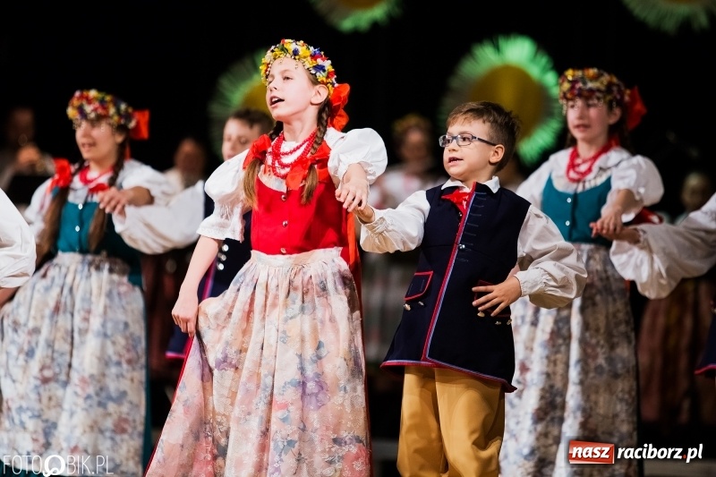 Zdjęcie w galerii na portalu naszraciborz.pl: Koncert charytatywny Źródła na rzecz Filipka wiadomości z regionu