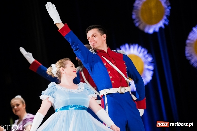 Zdjęcie w galerii na portalu naszraciborz.pl: Koncert charytatywny Źródła na rzecz Filipka wiadomości z regionu