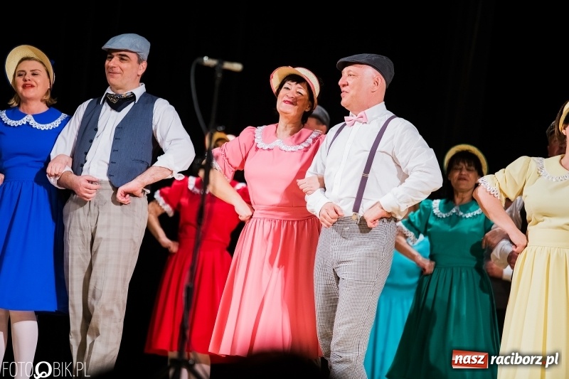 Zdjęcie w galerii na portalu naszraciborz.pl: Koncert charytatywny Źródła na rzecz Filipka wiadomości z regionu