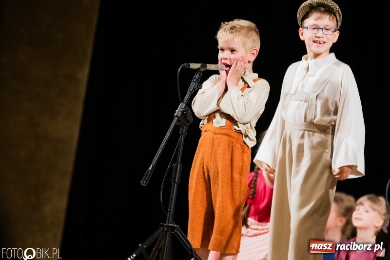 Zdjęcie w galerii na portalu naszraciborz.pl: Koncert charytatywny Źródła na rzecz Filipka wiadomości z regionu